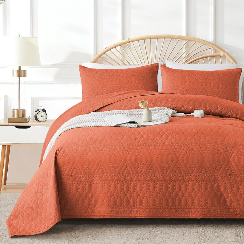 akkialla Full/Queen Size Quilt Bedding Set Burnt Orange Lightweight Microfiber Soft Bedspread Modern Style Geoetric Pattern Coverlet Set for All Seasons 3 Piece(1 Quilt 2 Pillow Shams) - Image 1